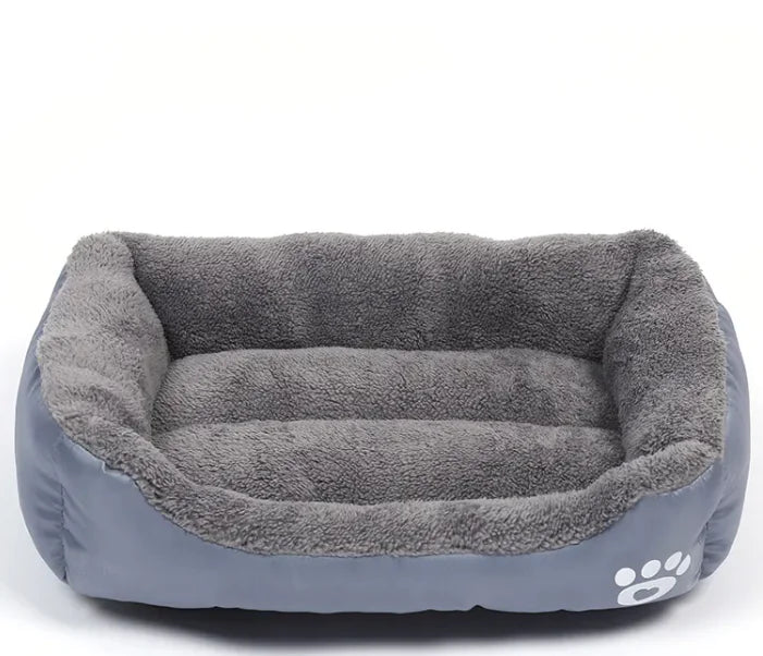Square Pet Bed – Four Seasons Cotton Wool Dog Mat with Footprint Design