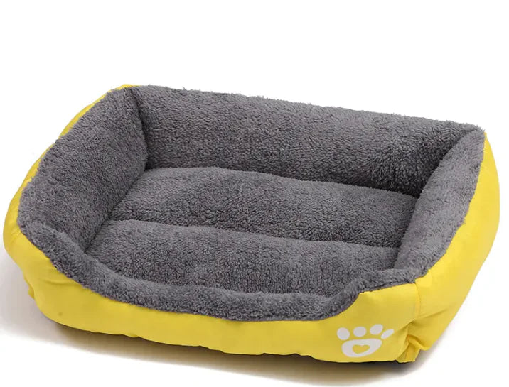 Square Pet Bed – Four Seasons Cotton Wool Dog Mat with Footprint Design